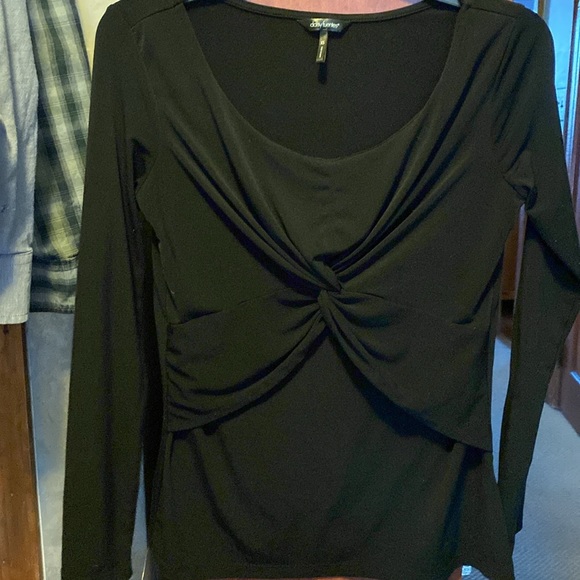 Daisy fuentes Black XS Twisted Tip 15”W x 24”L - Picture 5 of 7